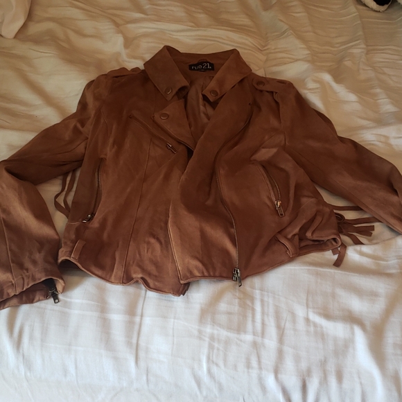 Jacket - Picture 1 of 4